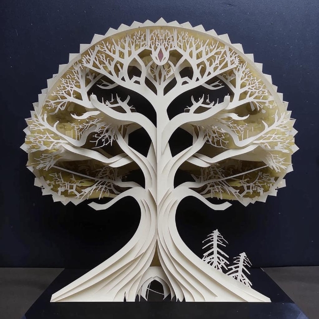 Древнее дерево